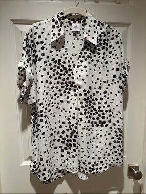 CAbi Black & White Abstract Spot Shirt